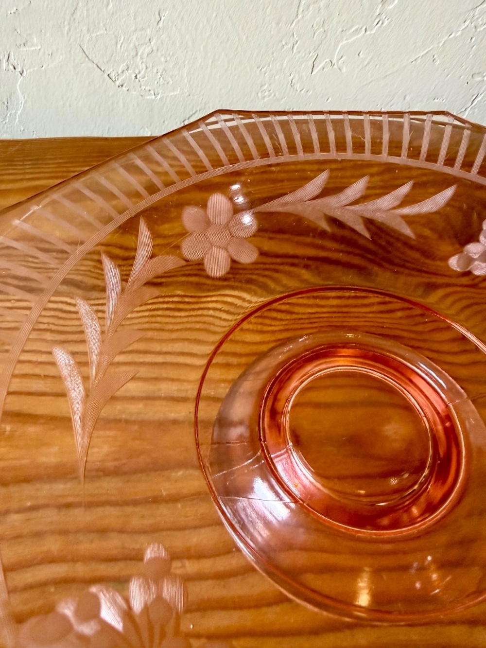 Vintage Depression Glass Pink Etched Glass Pedestal Compote Fruit Bowl - Picture 5 of 9